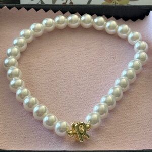 Classic stretch Pearl Bracelet with yellow Gold R Initial Charm
